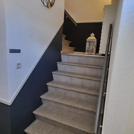 Apartamento Geraeumiges Und Modernes Tara Am Mit Parkplatz! Zandvoort