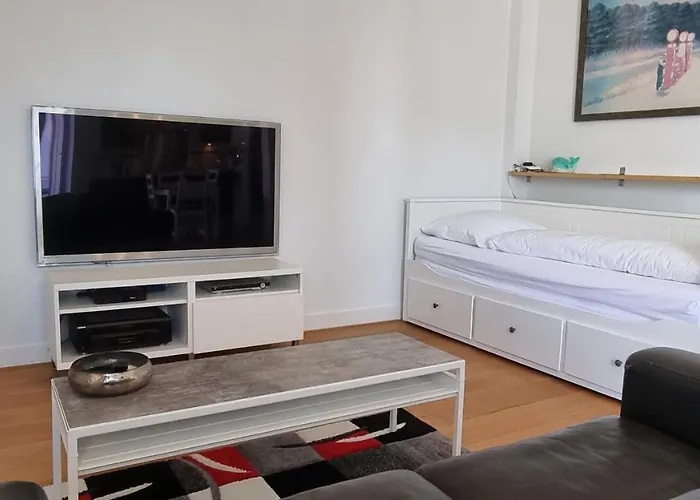 Appartamento Geraeumiges Und Modernes Tara Am Mit Parkplatz!