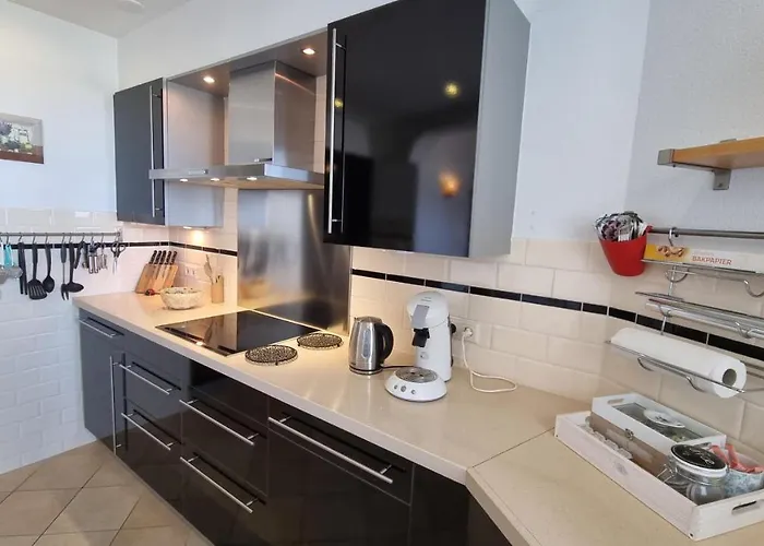 Geraeumiges Und Modernes Tara Am Mit Parkplatz! Appartamento *