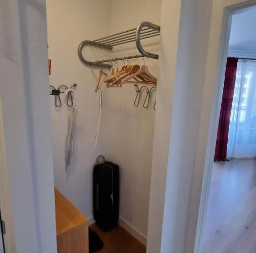 Geraeumiges Und Modernes Tara Am Mit Parkplatz! * Zandvoort