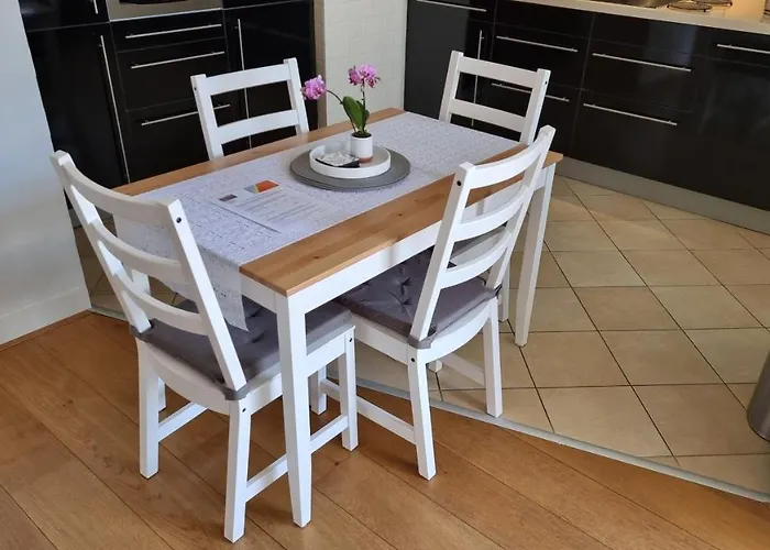 Geraeumiges Und Modernes Tara Am Mit Parkplatz! Zandvoort